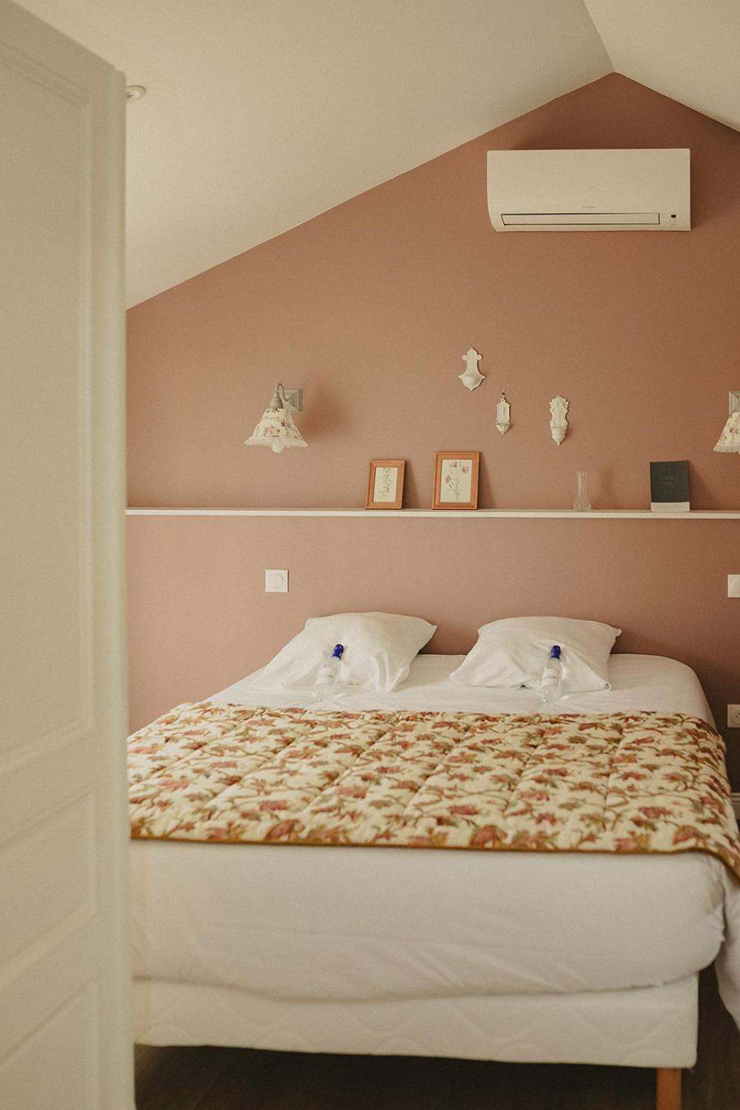 Bed and Breakfast Domaine De Bassibe à Ségos Extérieur photo